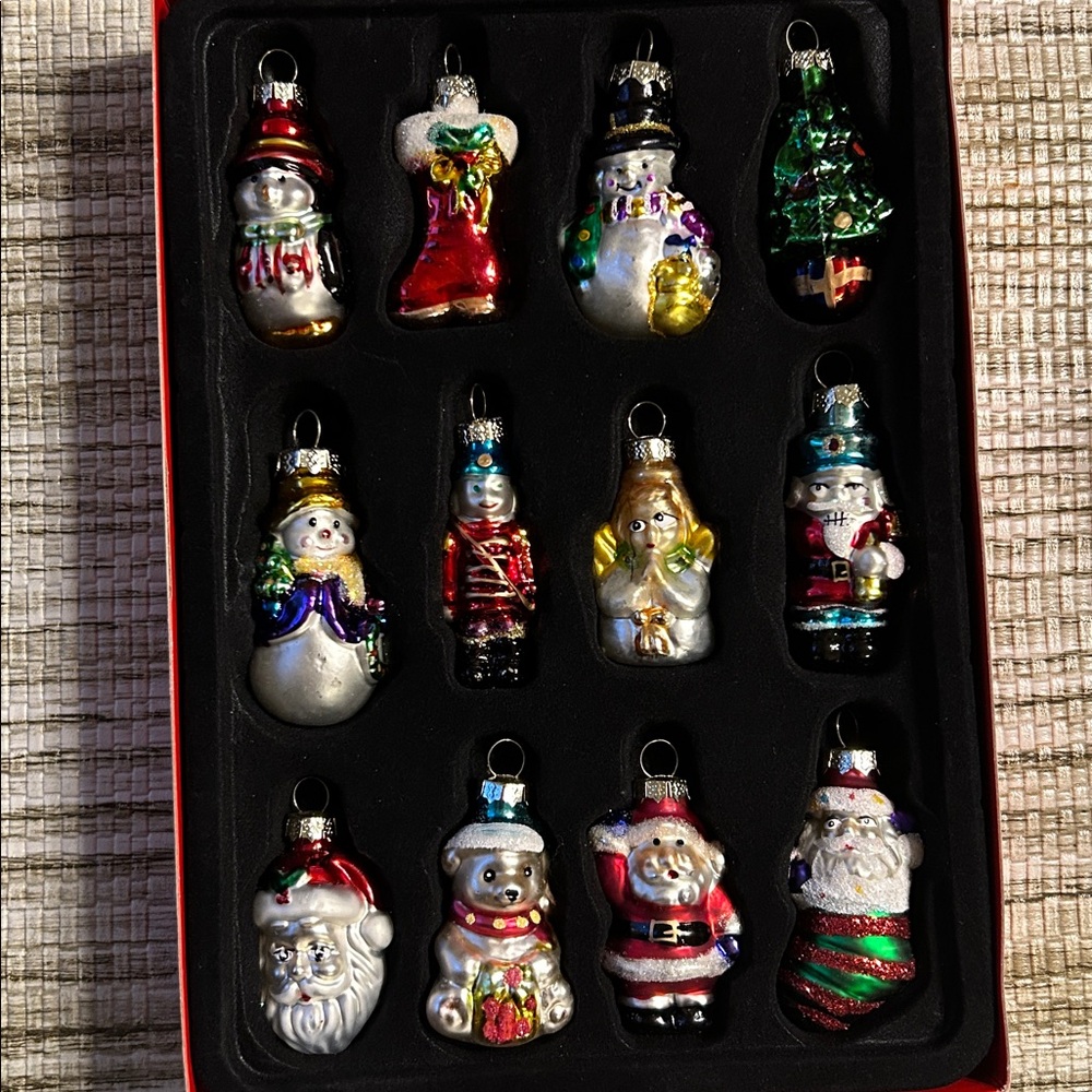 AVON set of 12 glass ornaments Christmas tree mini decorations - Picture 2 of 5